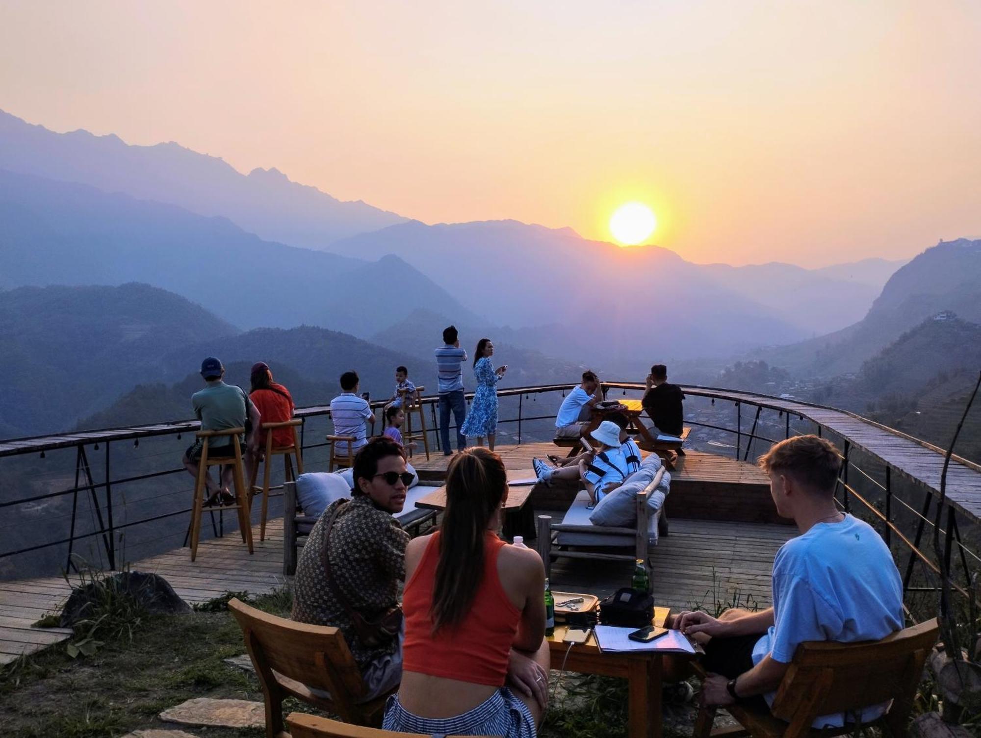 Phansi - Glamping, View Point 360, Bar & Bbq Sa Pa Exterior photo